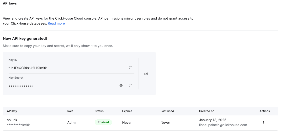 تعرض ClickHouse Cloud console الـ مفتاح واجهة برمجة التطبيقات والقيمة السرية اللذين تم إنشاؤهما لحفظهما